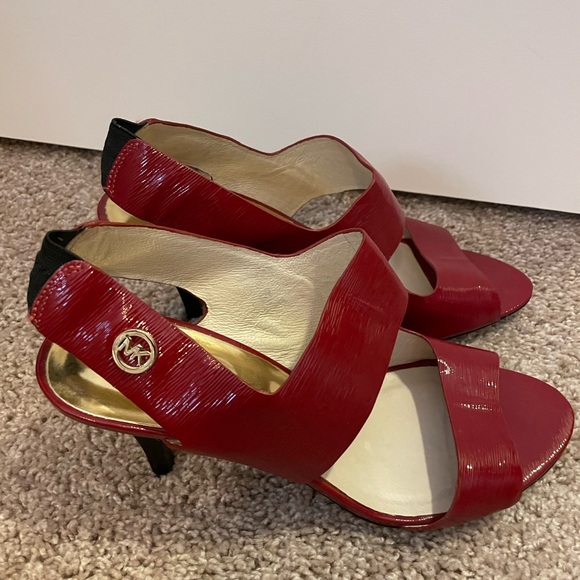 Michael Kors high heels (size 9) - Picture 4 of 4